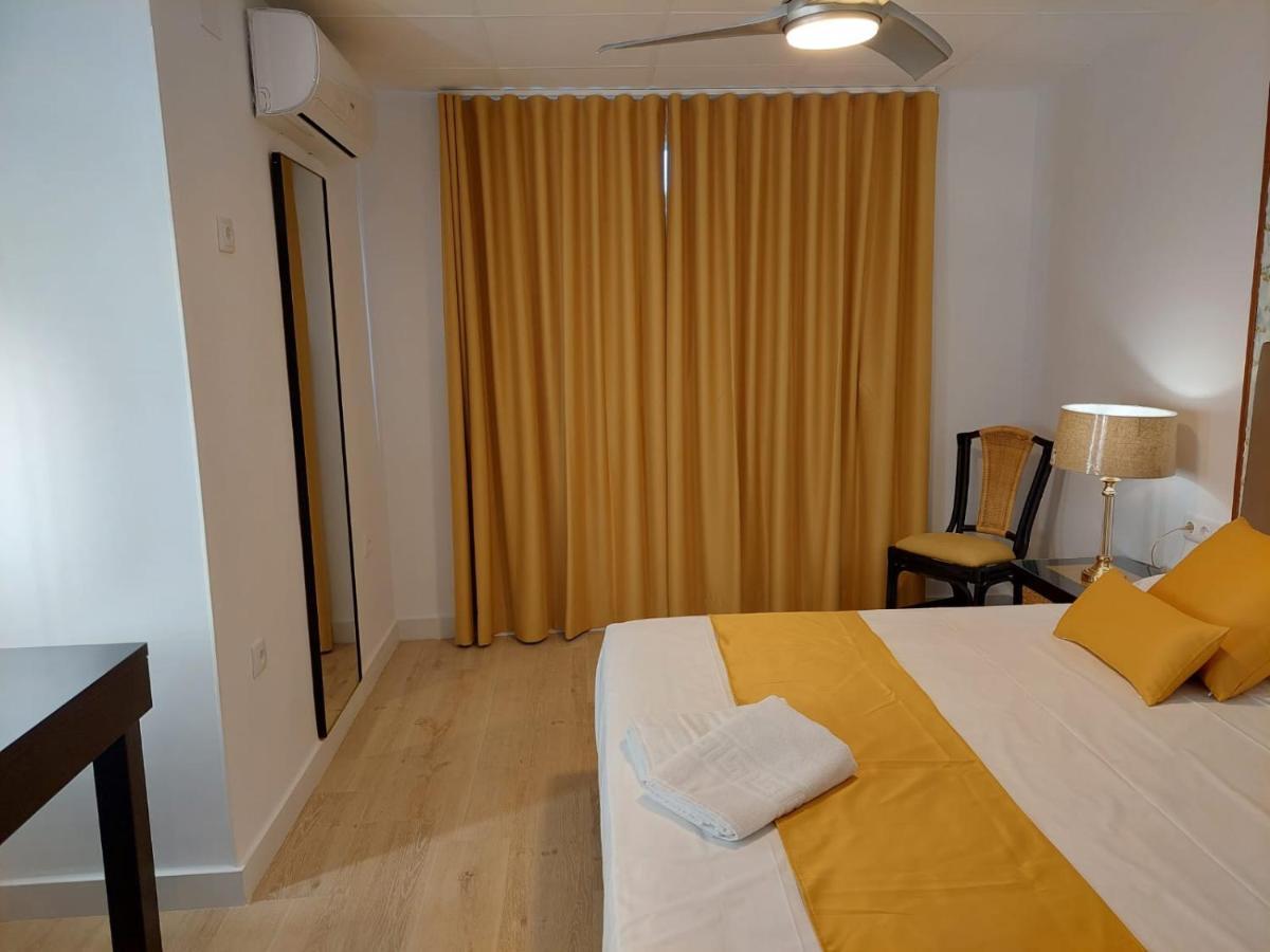 Hostal Garden Rous Paiporta Exterior foto