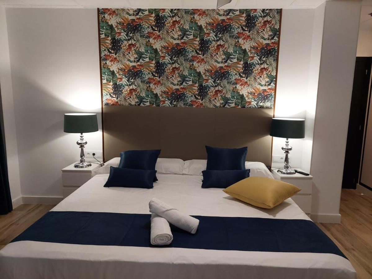 Hostal Garden Rous Paiporta Exterior foto