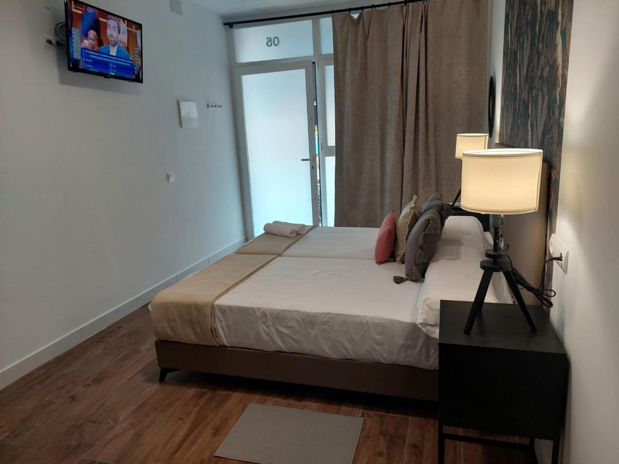 Hostal Garden Rous Paiporta Exterior foto